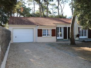 Maisons de vacances Maison bord de mer calme a Jard-sur-Mer avec grand jardin clos - FR-1-336-162 : Maison de Vacances
