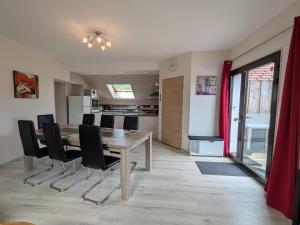 Gîte lumineux pour 2 personnes dans les Hautes-Vosges - FR-1-589-811