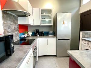 Maison moderne proche plage avec patio et parking privatif - FR-1-748-32