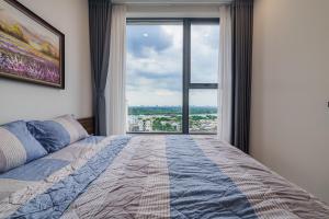 2 Bedroom River View Lumiere Riverside