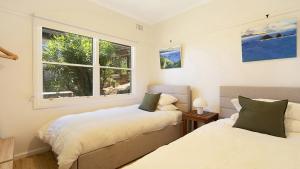 Killcare Beach View by HolidayCo