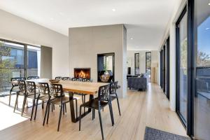 Mountain Mist Retreat - 5 Bedrooms