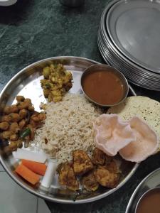 Vinayak Girls Hostel