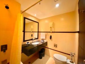 Mallberry Suites Business Hotel
