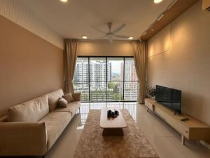 Serene Suites Jelutong