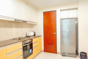 Family 2 Bedroom and 1 living Room Suite with Balcony - One Uptown, BGC
