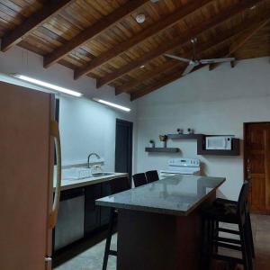 Casa Nosara a 10 minutos de las playas en auto