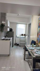 AZURE BICUTAN BORACAY 4FL BEACH POOL View