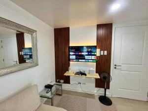 AZURE BICUTAN BORACAY 4FL BEACH POOL View - Aparthotels, Manila