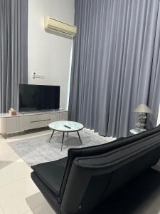 Spacious Modern Soho Brooklyn Apartment Alam Sutera
