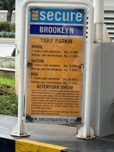 Spacious Modern Soho Brooklyn Apartment Alam Sutera