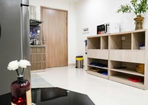 Shi House -3BR Buliding S601 Near Park VinhomesQ9