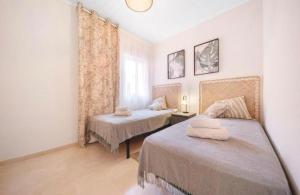 Fuengirola Castle and Sea Views Apartment