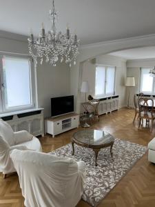 Appartements BONNE IDEE - Suite GEORGES - Meuble de tourisme 4 etoiles : photos des chambres