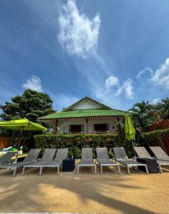 The Joy Beach Villas