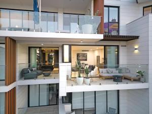 The Loft by Coast Hosting