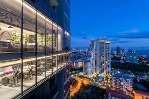 Luxury Sea View High Floor Best Stay