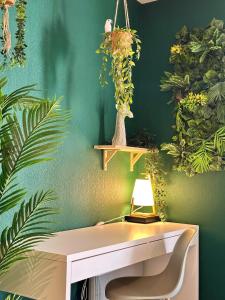 Jungle Suite ,Terrasse, Wi-Fi & Parking PV