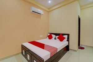 Hotel O Hotel Trimurti Inn