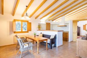 Casa Gino by Rosas Cantares