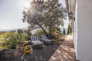 Casa Gino by Rosas Cantares