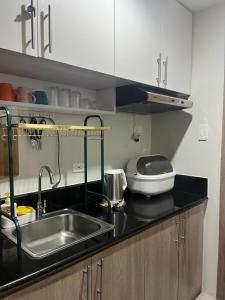 Chill in Peace Staycation 2BR condo at Field Residences, Sucat near NAIA