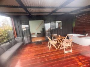 Cudgeree Tiny for Two