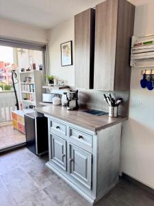 Le Scarlett- Confort à Palavas-Plage à proximité, Terrasse, Piscine et Clim -LaConciergerieByNina