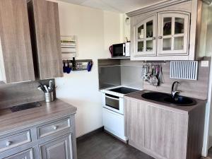 Le Scarlett- Confort à Palavas-Plage à proximité, Terrasse, Piscine et Clim -LaConciergerieByNina