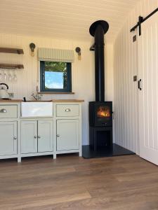 Kilden Hut - Perranwell Station