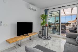 Bisa del Sol by Lica Homes