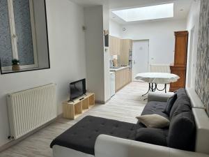 Appartements Appartement renove, RDC, proche commodites : photos des chambres