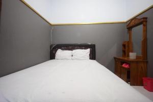 SPOT ON 93620 Anisa Homestay Syariah