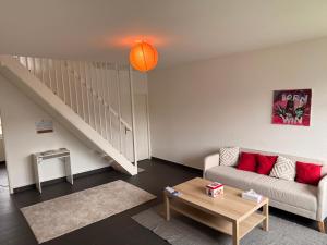 Spacious 3 bedroom duplex - 3hvězdičkové hotely ve městě Ženeva