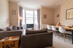 Pass the Keys Stylish Retreat In Heart Of Ramsgate- FREE Parking