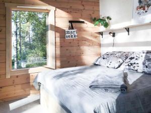 Niemi-Kapee Sammal - modern cottage by the lake Näsijärvi