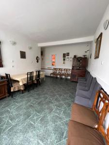 The land of the appletrees