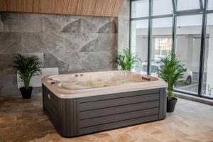 Erato Apartment in Odyssey Spa Pool & Fitness Resort-parking