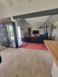 Maisons de vacances Villa avec piscine et vue : photos des chambres