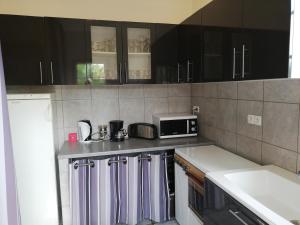 Villas Broceliande la grande maison avec sa grande piscine pool : photos des chambres