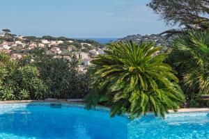 Villas Sainte-Maxime - Villa de standing avec piscine & vue mer : photos des chambres