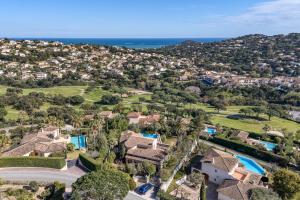 Villas Sainte-Maxime - Villa de standing avec piscine & vue mer : photos des chambres
