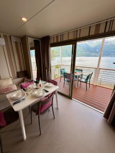 Bungalow DUNE Lido di Colico, Direct on Lake & Central Town