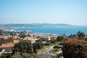 Villas Riviera Mandelieu Villa : photos des chambres