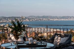 Villas Riviera Mandelieu Villa : photos des chambres