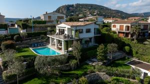 Villas Riviera Mandelieu Villa : photos des chambres