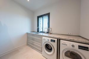 Villas Riviera Mandelieu Villa : photos des chambres