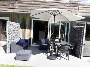 Amelander kaap 46, Lovely 1 bedroom apartment with nice terrace