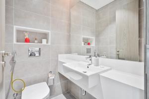 Bookable - One Bedroom in Residence 14, District One