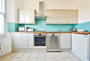 Luxury 3-Bed Kensington Apartment - Sleeps 6